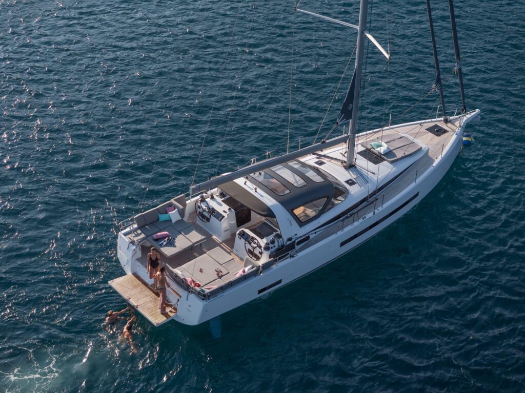 Jeanneau Yacht 55